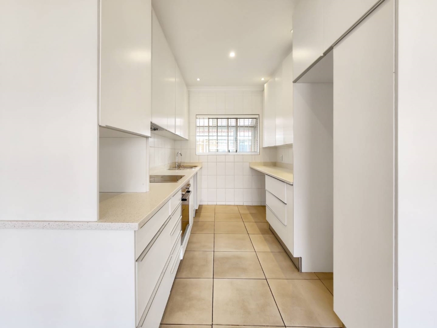 To Let 2 Bedroom Property for Rent in Oranjezicht Western Cape